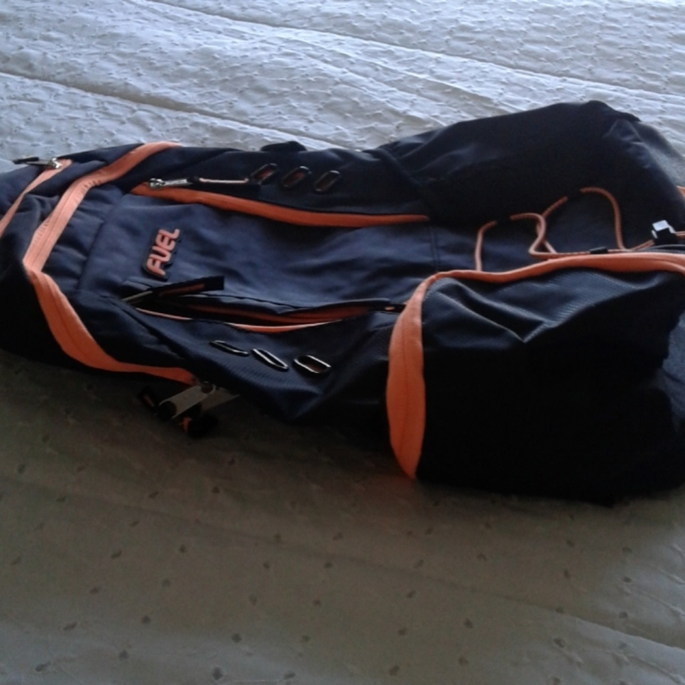 backpack - Picture 4 of 4
